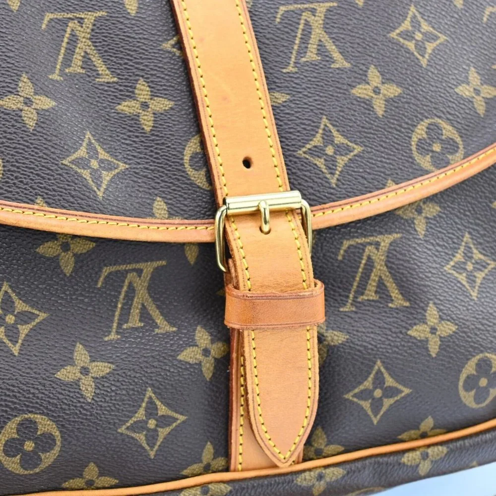 Auth Louis Vuitton Saumur 35 Crossbody #45488L52B - Picture 7 of 12